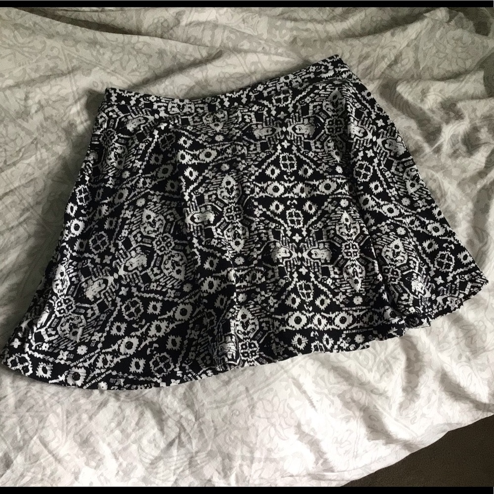 LA Hearts Black Tribal Print Miniskirt